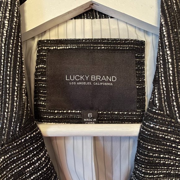Lucky Brand Black & White Blazer Sz 6 - Picture 2 of 5